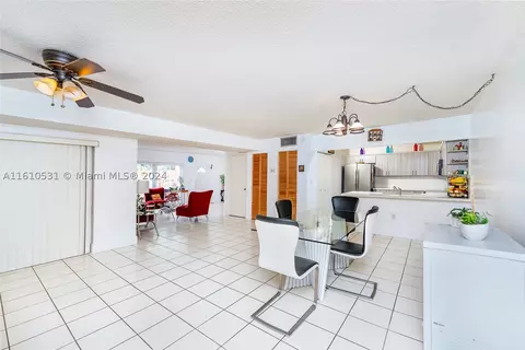 15660 SW 82nd Cir Ln #6-5, Miami, FL 33193