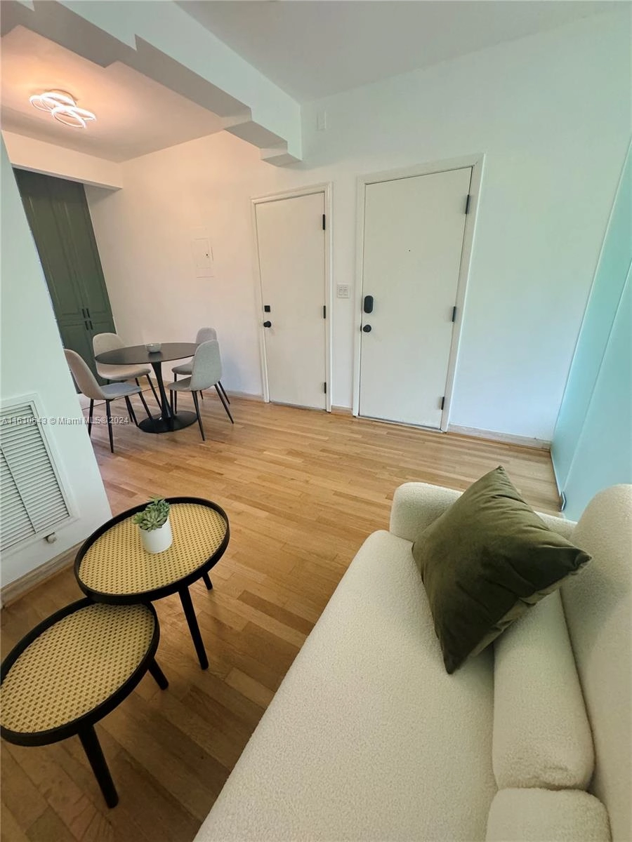 1520 Euclid Ave Unit 8  