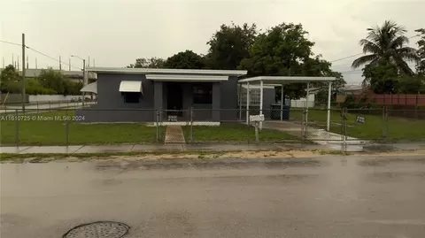 8744 NW 25th Ave, Miami, FL 33147