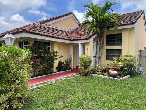 12723 SW 60th Ln, Miami, FL 33183