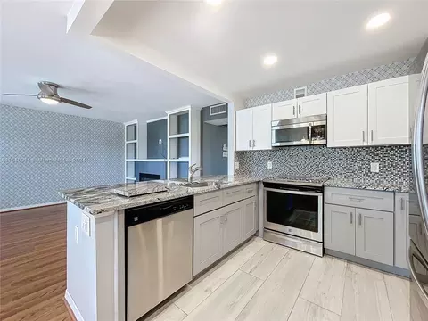 91 E Somerset E #91, West Palm Beach, FL 33417