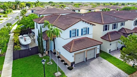 9209 SW 227th Ln, Cutler Bay, FL 33190
