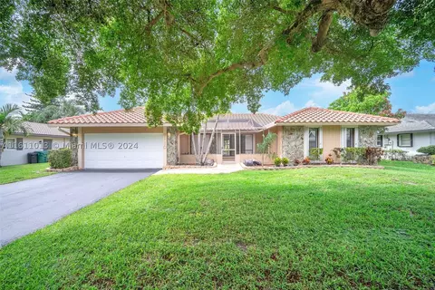 9110 NW 21st St, Coral Springs, FL 33071