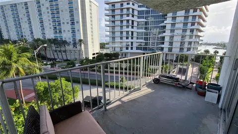 6801 Indian Creek Dr #501, Miami Beach, FL 33141