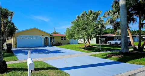 6235 NW 16th St, Margate, FL 33063