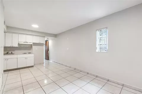 391 E 38th St, Hialeah, FL 33013 photo 24