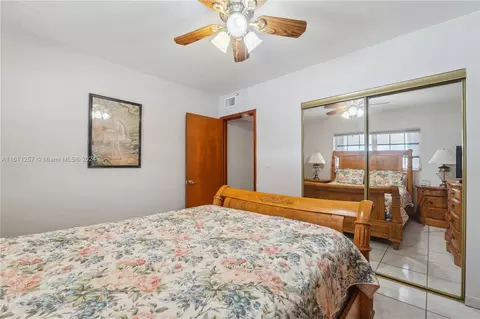 391 E 38th St, Hialeah, FL 33013 photo 13
