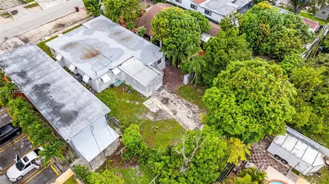391 E 38th St, Hialeah, FL 33013 photo 37
