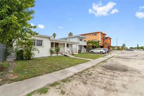391 E 38th St, Hialeah, FL 33013 photo 3