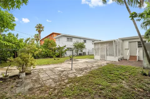 391 E 38th St, Hialeah, FL 33013 photo 32