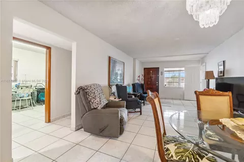 391 E 38th St, Hialeah, FL 33013 photo 5