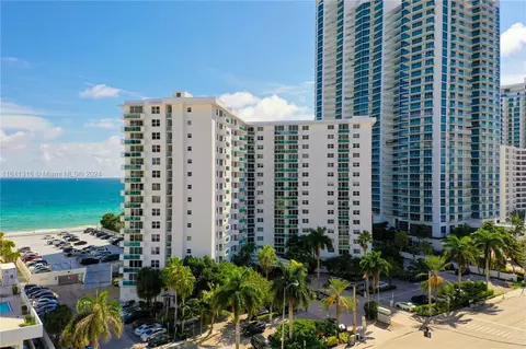 3001 S Ocean Dr #601, Hollywood, FL 33019