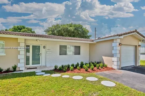 5510 Pierce St, Hollywood, FL 33021