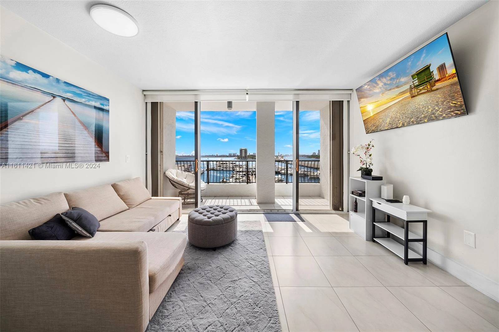 555 NE 15th St Unit 516  