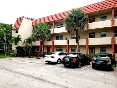 2701 E Sunrise Lakes Dr #301, Sunrise, FL 33322