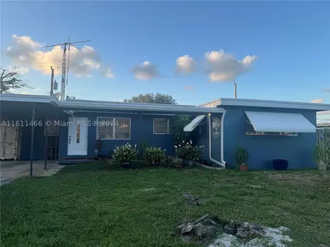 3633 SW 23rd Ct, Fort Lauderdale, FL 33312