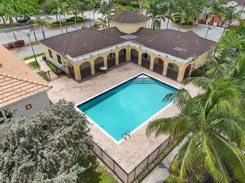 17347 NW 7th Ave #905, Miami Gardens, FL 33169