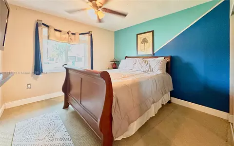 Bedroom - 20007 NW 58th Pl, Hialeah, FL 33015 photo 5 of 6
