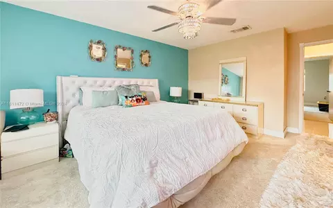 Bedroom - 20007 NW 58th Pl, Hialeah, FL 33015 photo 2 of 6