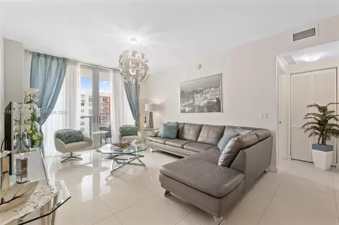 7825 NW 107th Ave #608, Doral, FL 33178