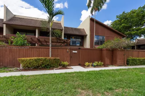6465 SW 116th Pl #D, Miami, FL 33173