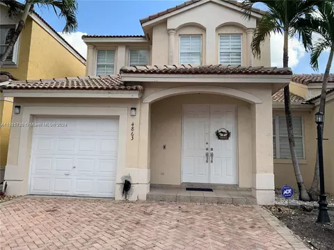 4863 NW 107th Path, Doral, FL 33178