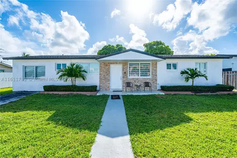 19900 SW 114th Ave, Miami, FL 33157