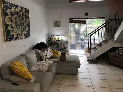 8550 SW 109th Ave #5-211, Miami, FL 33173