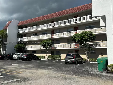 3531 Inverrary Dr #204, Lauderhill, FL 33319