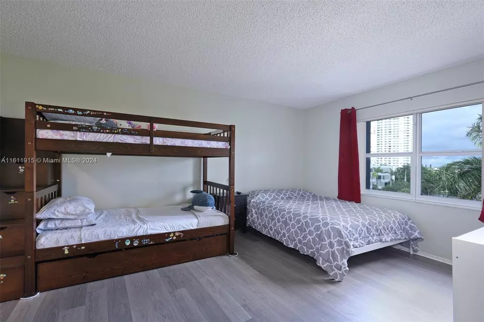 Bedroom - 200 Diplomat Pkwy #625, Hallandale Beach, FL 33009 photo 1 of 2