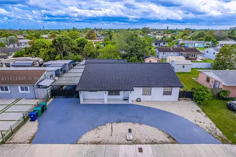 12350 SW 184th St, Miami, FL 33177