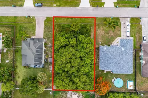 2179 SW Pruitt St, Port Saint Lucie, FL 34953