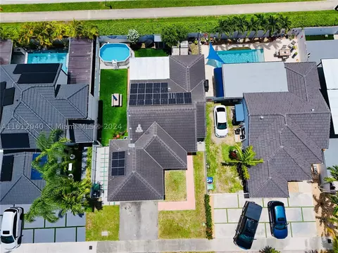14250 SW 183rd Ter, Miami, FL 33177