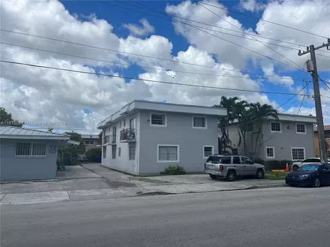 4320 NW 11th St, Miami, FL 33126