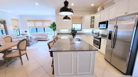 3326 W 97th Ter, Hialeah, FL 33018 photo 6