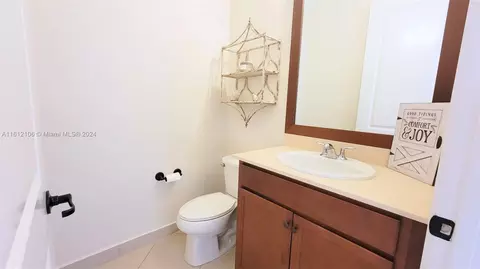 3326 W 97th Ter, Hialeah, FL 33018 photo 10