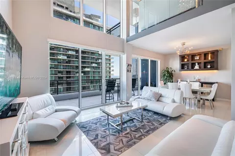 60 SW 13 St #4212, Miami, FL 33130