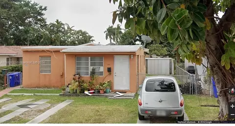 3450 SW 23rd Ter, Miami, FL 33145