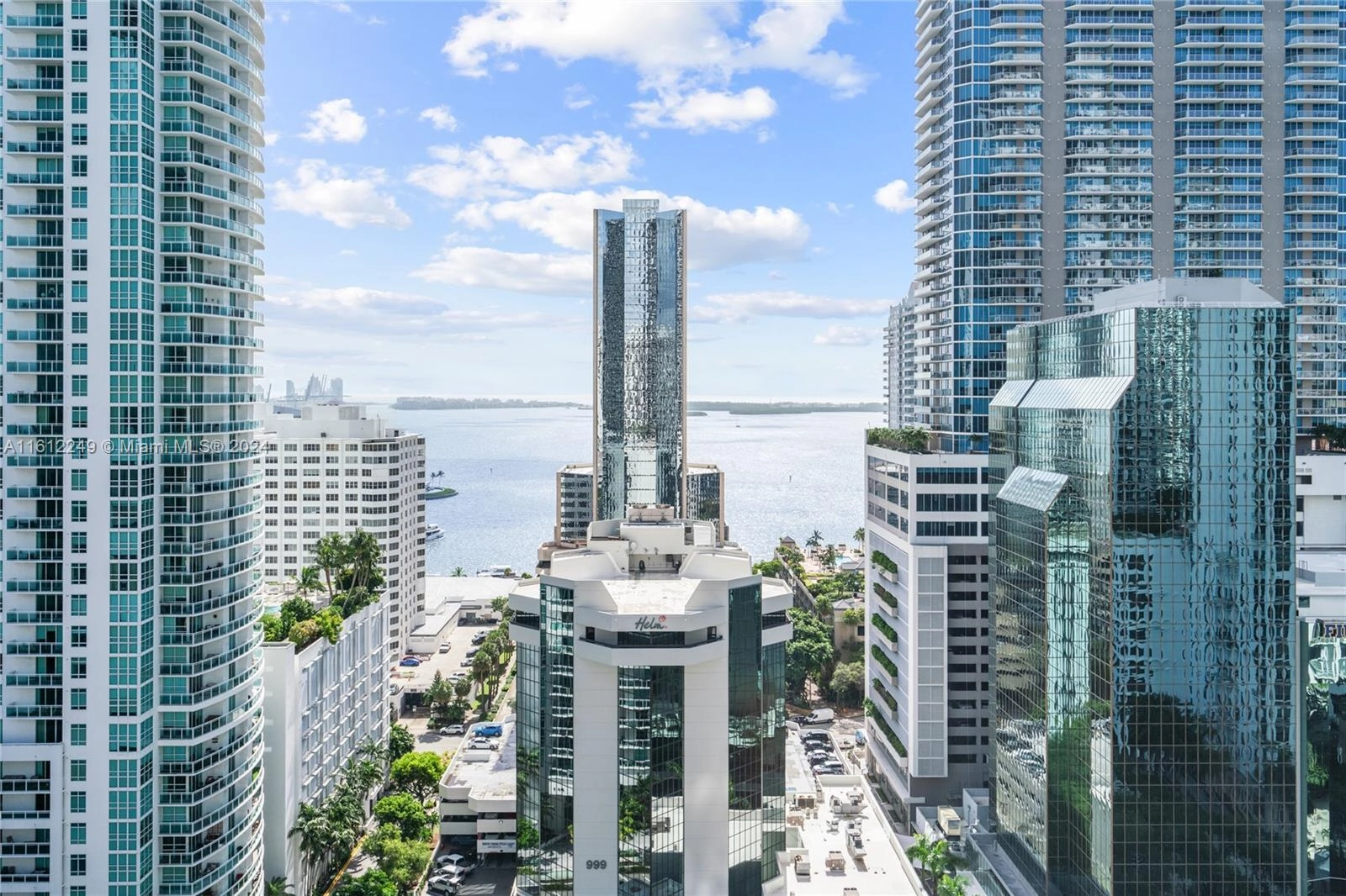 1010 Brickell Ave Unit 2201  