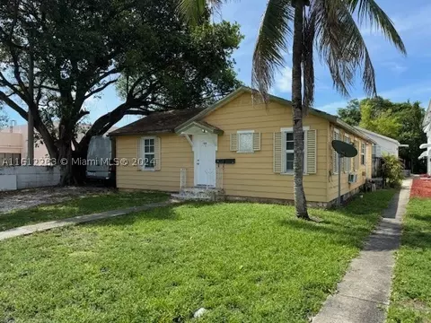 1830 Arthur St, Hollywood, FL 33020
