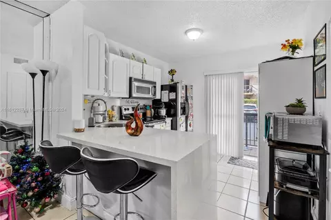 5490 W 21st Ct #108, Hialeah, FL 33016