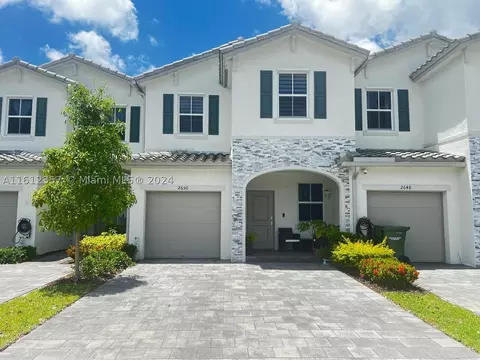 2650 SE 13th St, Homestead, FL 33035