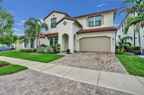 8650 E Baypoint Cir, Parkland, FL 33076