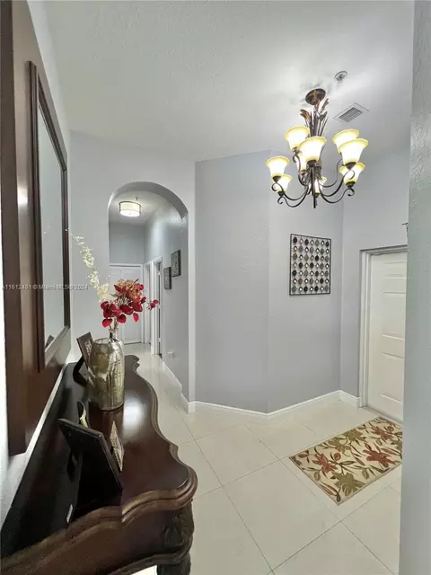 4435 SW 160th Ave #205, Miramar, FL 33027