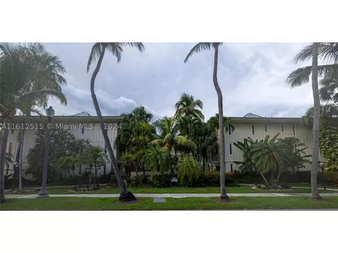 255 Sunrise Dr #303, Key Biscayne, FL 33149