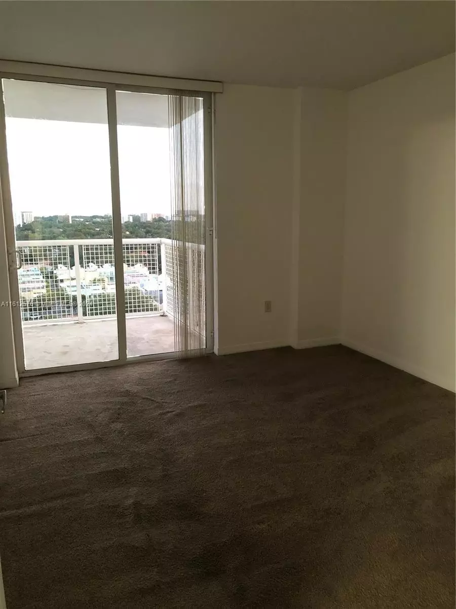 Bedroom - 900 SW 8th St #1403, Miami, FL 33130 photo 2 of 5