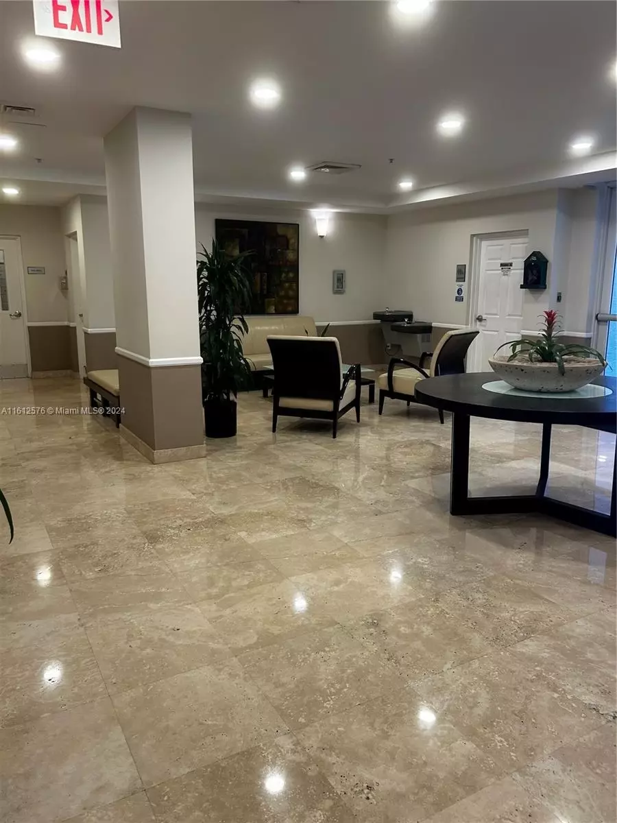 Other - 900 SW 8th St #1403, Miami, FL 33130 photo 10 of 13