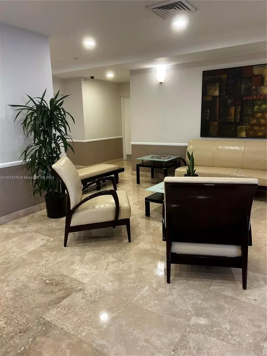 Other - 900 SW 8th St #1403, Miami, FL 33130 photo 9 of 13