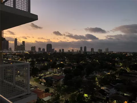 View/Area - 900 SW 8th St #1403, Miami, FL 33130 photo 1 of 1