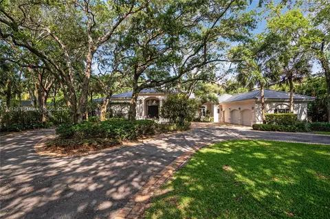 9650 SW 62nd Ct, Pinecrest, FL 33156